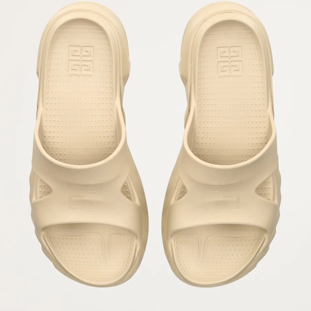 Givenchy marshmallow slides size 38